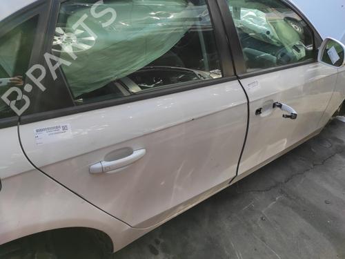 Used Rear right window mechanism Rear right window mechanism AUDI A4 B8 (8K2) 2.0 TDI (143 hp) 40511843 40511843