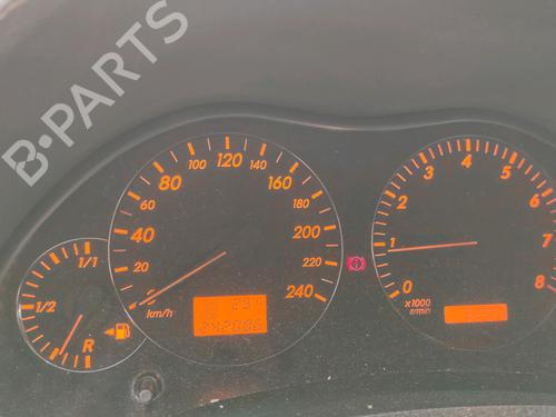 Brugte TOYOTA AVENSIS Saloon (_T25_) 2.0 VVT-i (AZT250_, AZT250R) (147 hp) 2901415