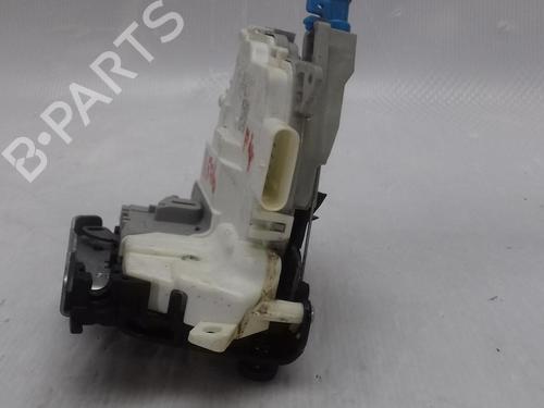 rear-right-lock-audi-q2-gab-gag-2016-34485560 main image