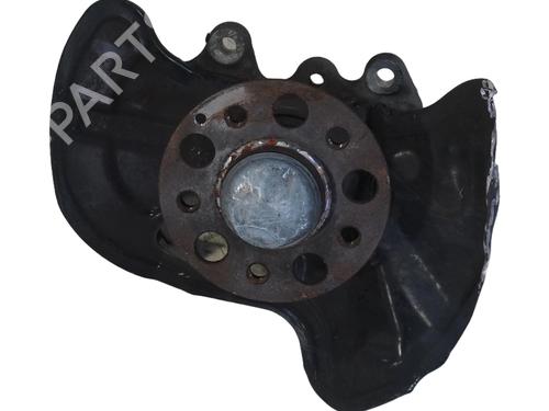 Used Right front steering knuckle MERCEDES-BENZ C-CLASS (W204) C 320 CDI (204.022) (224 hp) 26501137