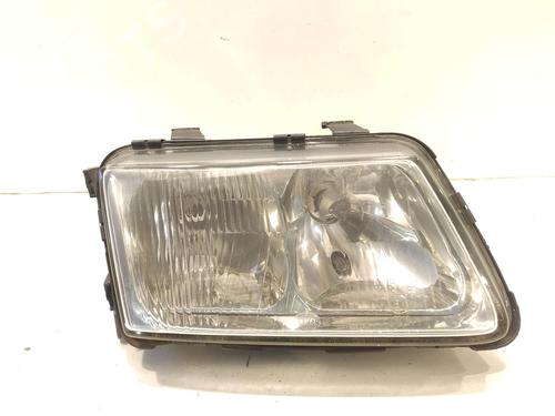 Faro derecho AUDI A3 (8L1) 1.9 TDI (110 hp) 17698254