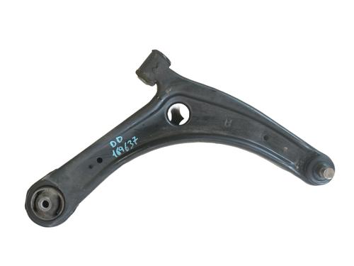 Used Right front suspension arm Right front suspension arm MITSUBISHI ASX (GA_W_) 1.8 DI-D 4WD (GA6W) (116 hp) 33407556 33407556