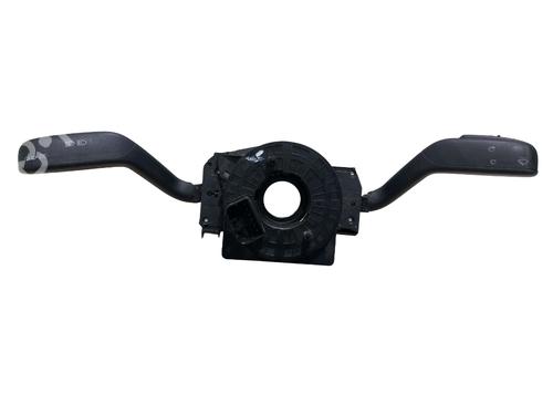 Interruttore Interruttore SEAT IBIZA IV (6J5, 6P1) 1.2 (70 hp) 34548969 34548969