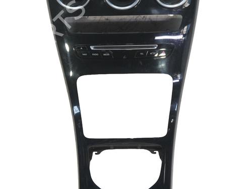 Used Middle console Middle console MERCEDES-BENZ C-CLASS (W205) C 220 BlueTEC / d (205.002, 205.004) (170 hp) 34469891 34469891