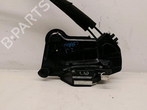 front-right-lock-toyota-c-hr-_x1_-2016-34490312 main image