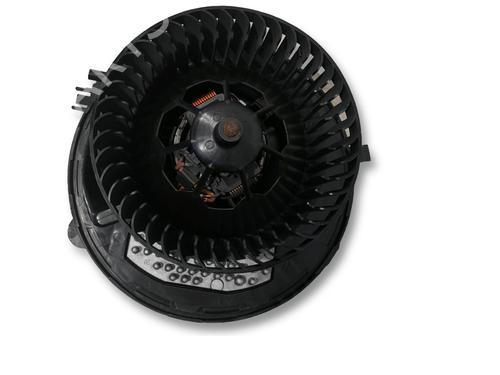 Used Heater blower motor Heater blower motor SEAT LEON ST (5F8) 1.6 TDI (110 hp) 34466822 34466822