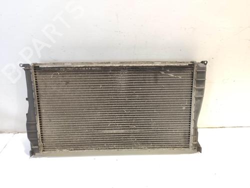 Used Water radiator Water radiator MERCEDES-BENZ VITO / MIXTO Van (W639) 115 CDI (639.601, 639.603, 639.605) (150 hp) 34447018 34447018