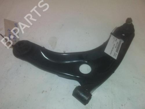 Used Left front suspension arm TOYOTA YARIS (_P9_) 1.0 VVT-i (KSP90_, KSP90R) (69 hp) 14452359