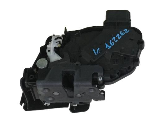 Used Front left lock Front left lock VOLVO C30 (533) 2.0 D (136 hp) 34467361 34467361