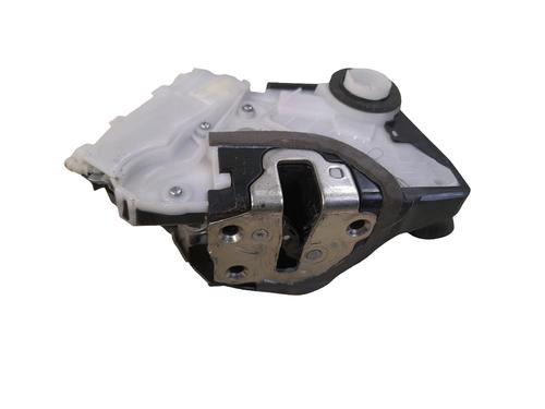 front-right-lock-toyota-yaris-_p13_-2010-2011-2012-2013-2014-2015-2016-2017-2018-2019-2020-34546660 main image
