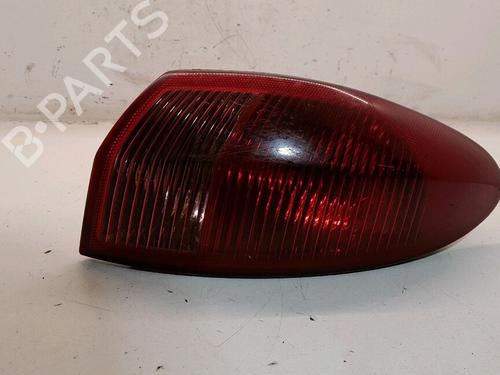 Used Right taillight Right taillight ALFA ROMEO 147 (937_) 1.9 JTDM 8V (937.AXD1A, 937.AXU1A, 937.BXU1A) (120 hp) 33978405 33978405