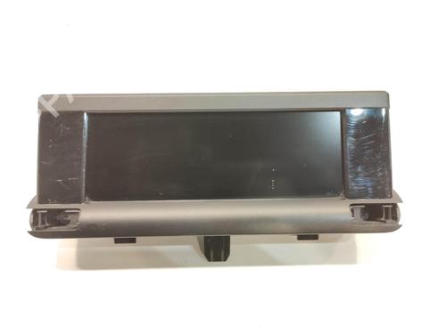 instrument-cluster-citroen-c4-cactus-2014-34485900 main image