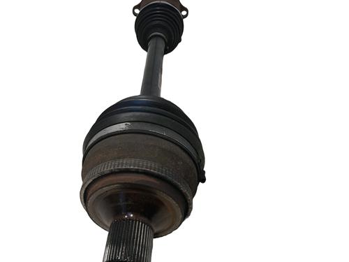 Drivaksel fortil venstre Drivaksel fortil venstre AUDI A8 D3 (4E2, 4E8) [2002-2010] 34379590 34379590