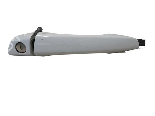 front-left-exterior-door-handle-opel-crossland-x-crossland-p17-p2qo-2017-33408757 main image