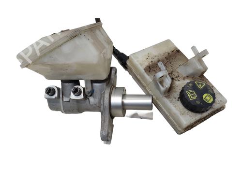Used Brake master cylinder Brake master cylinder CITROËN BERLINGO Box Body/MPV (B9) 1.6 HDi / BlueHDi 75 (75 hp) 33979131 33979131