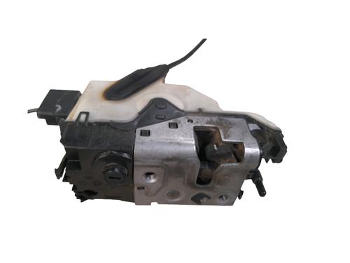 front-right-lock-peugeot-208-i-ca_-cc_-2012-2013-2014-2015-2016-2017-2018-2019-2020-2021-34470196 main image