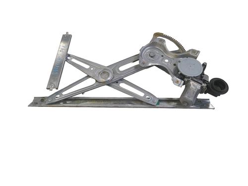Used Front right window mechanism Front right window mechanism TOYOTA YARIS (_P13_) 1.5 Hybrid (NHP130_) (101 hp) 34470132 34470132