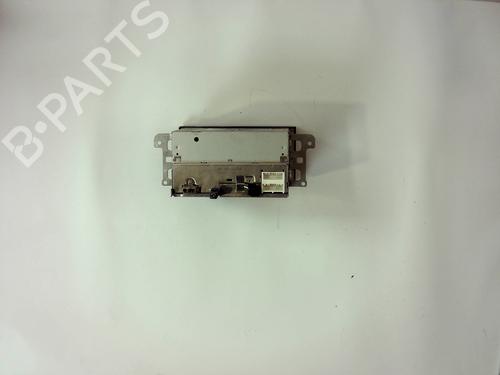 radio-nissan-pulsar-hatchback-c13-2014-34491083 main image