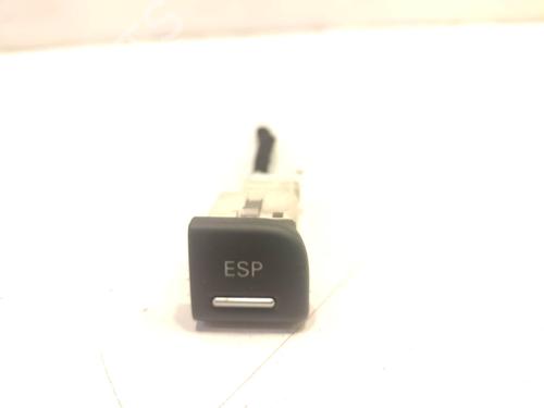 Used Switch AUDI A4 B8 Avant (8K5) [2007-2017]  18701897