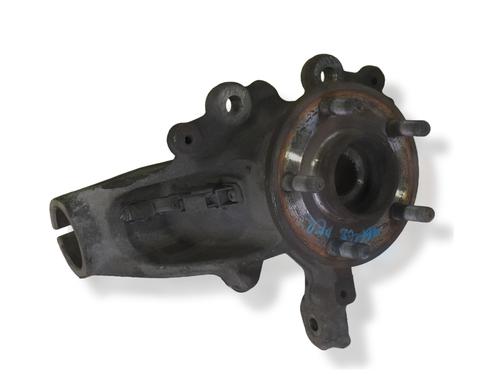 Used Left front steering knuckle FORD FOCUS III Turnier 1.6 TDCi (115 hp) 22199806