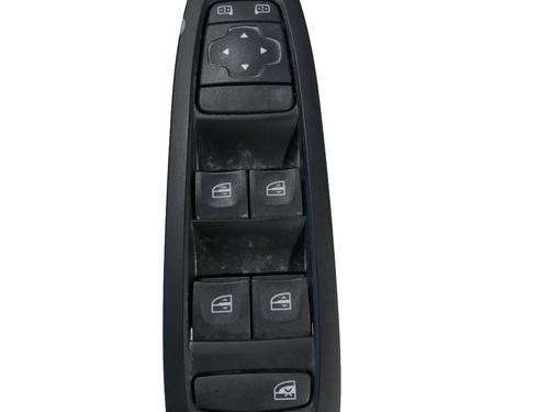 Used Left front window switch Left front window switch RENAULT MEGANE IV Hatchback (B9A/M/N_) 1.5 dCi 110 (B9A3) (110 hp) 34465543 34465543