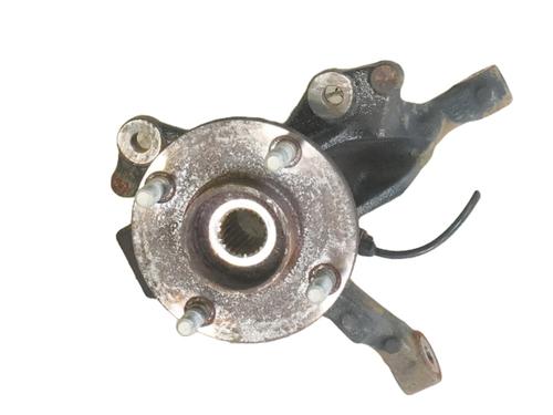 Used Left front steering knuckle Left front steering knuckle FORD FIESTA VI (CB1, CCN) 1.25 (82 hp) 33407504 33407504