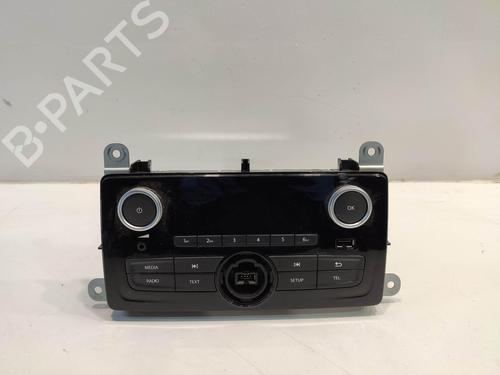 Used Radio RENAULT CLIO IV (BH_) 0.9 TCe 90 (BHNF, BHMA, BHMH, BHJK, BHJR) (90 hp) 14464446