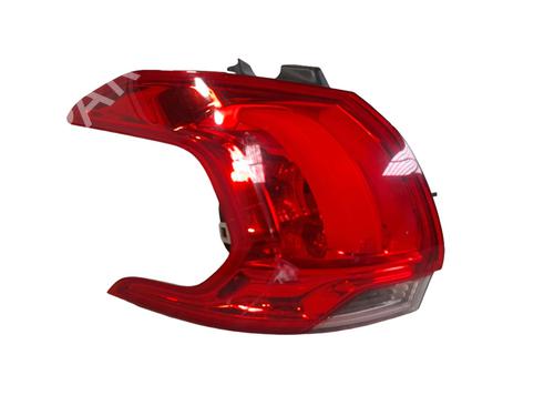 Used Left taillight Left taillight PEUGEOT 2008 I (CU_) 1.2 THP 110 / PureTech 110 (110 hp) 33410034 33410034
