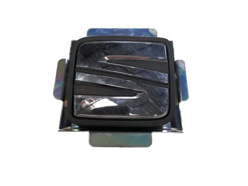 Used Tailgate handle SEAT IBIZA IV (6J5, 6P1) 1.4 TDI (75 hp) 27436557