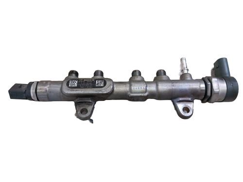Used Injection rail Injection rail BMW 1 (F21) 116 d (116 hp) 35734367 35734367