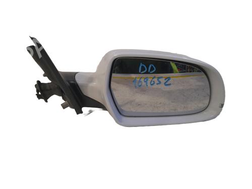 right-mirror-audi-a4-b8-8k2-2007-2008-2009-2010-2011-2012-2013-2014-2015-2016-2017-33409416 main image