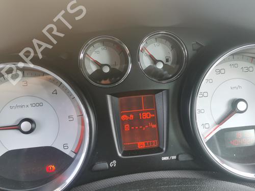 Brugte PEUGEOT 308 I (4A_, 4C_) 2.0 HDi (136 hp) 4232203