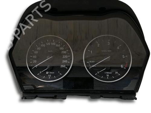 Used Instrument cluster BMW 1 (F21) 116 d (116 hp) 25603800