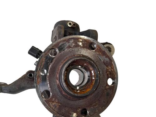 Used Right front steering knuckle Right front steering knuckle VW TOURAN VAN (1T3) 1.6 TDI (105 hp) 39753148 39753148