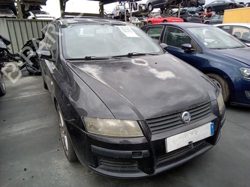 Used Alternator Alternator FIAT STILO (192_) 1.9 JTD (192_XE1A) (115 hp) 35732632 35732632