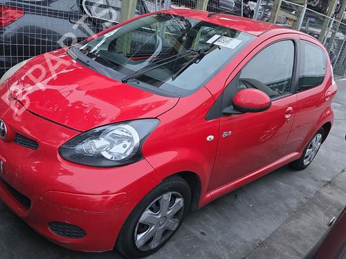Brugte TOYOTA AYGO (_B1_)  1.0 (KGB10_, KGB10R)  4641824