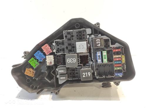 Used Fuse box Fuse box VW TOUAREG (7LA, 7L6, 7L7) 2.5 R5 TDI (174 hp) 39753138 39753138