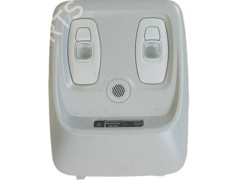 interior-roof-light-renault-clio-iv-bh_-2012-2013-2014-2015-2016-2017-2018-2019-2020-2021-34467734 main image