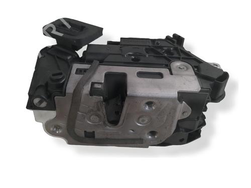 rear-left-lock-seat-leon-st-5f8-2012-2013-2014-2015-2016-2017-2018-2019-2020-34469649 main image