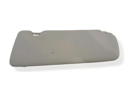 left-sun-visor-renault-megane-iv-hatchback-b9amn_-2015-34465527 main image