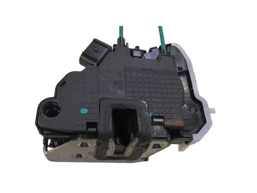 front-right-lock-ssangyong-xlv-suv-2016-34548703 main image