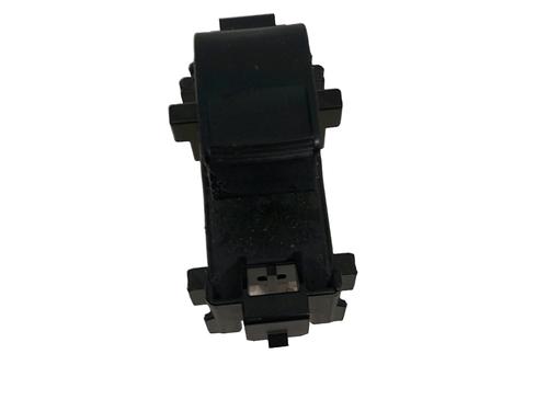 Used Right front window switch Right front window switch TOYOTA AURIS (_E18_) 1.6 (ZRE181_, ZRE185_, ZRE185R, ZRE181R) (132 hp) 34466213 34466213