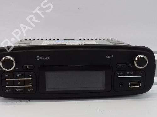 Used Radio RENAULT CLIO IV (BH_) 1.5 dCi 75 (75 hp) 14460389