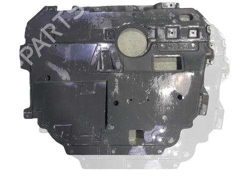 Used Underbody protection Underbody protection TOYOTA AURIS (_E18_) 1.6 (ZRE181_, ZRE185_, ZRE185R, ZRE181R) (132 hp) 33406441 33406441