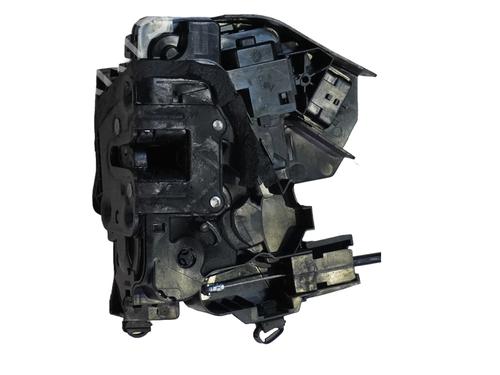 Venstre bagtil lås Venstre bagtil lås RENAULT MEGANE IV Hatchback (B9A/M/N_) 1.3 TCe 140 (B9NB) (140 hp) 34464021 34464021
