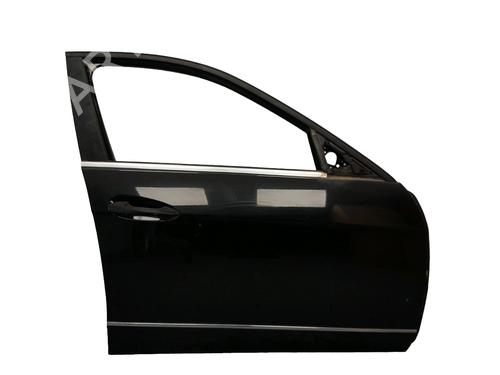 right-front-door-mercedes-benz-e-class-w212-2009-2010-2011-2012-2013-2014-2015-2016-33980327 main image