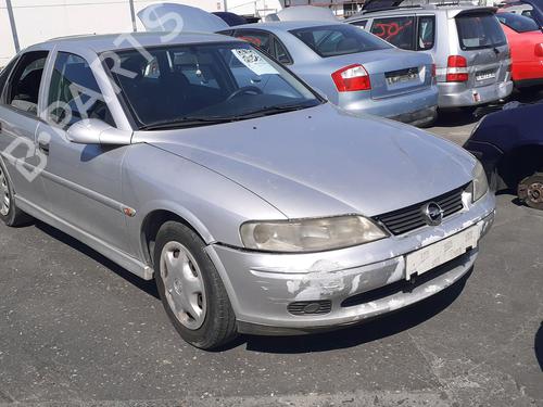 Used AC compressor AC compressor OPEL VECTRA B Hatchback (J96) 2.0 DTI 16V (F68) (101 hp) 35732715 35732715