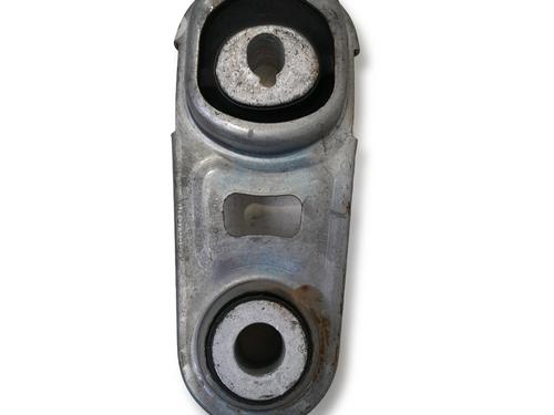 engine-mount-renault-megane-iv-hatchback-b9amn_-2015-33407226 main image