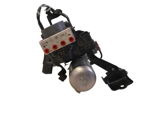 Used ABS pump ABS pump TOYOTA COROLLA Estate (_E21_) 2.0 Hybrid (MZEH12) (180 hp) 33407312 33407312