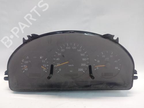 Used Instrument cluster MERCEDES-BENZ M-CLASS (W163) ML 270 CDI (163.113) (163 hp) 19685045